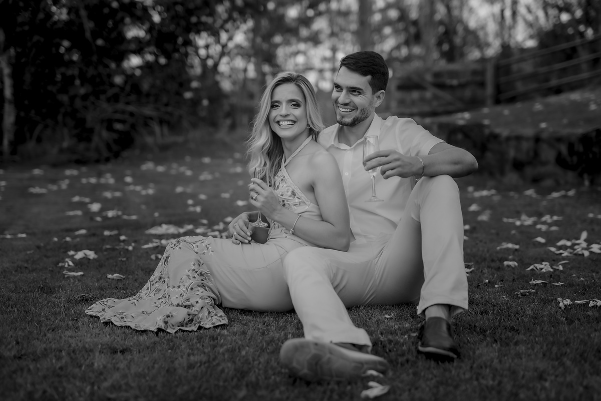 Ensaio Pre casamento de Débora e Henrique, realizado em Patos de Minas na chácara Avalon.Fotografado por Alexandre Casttro.