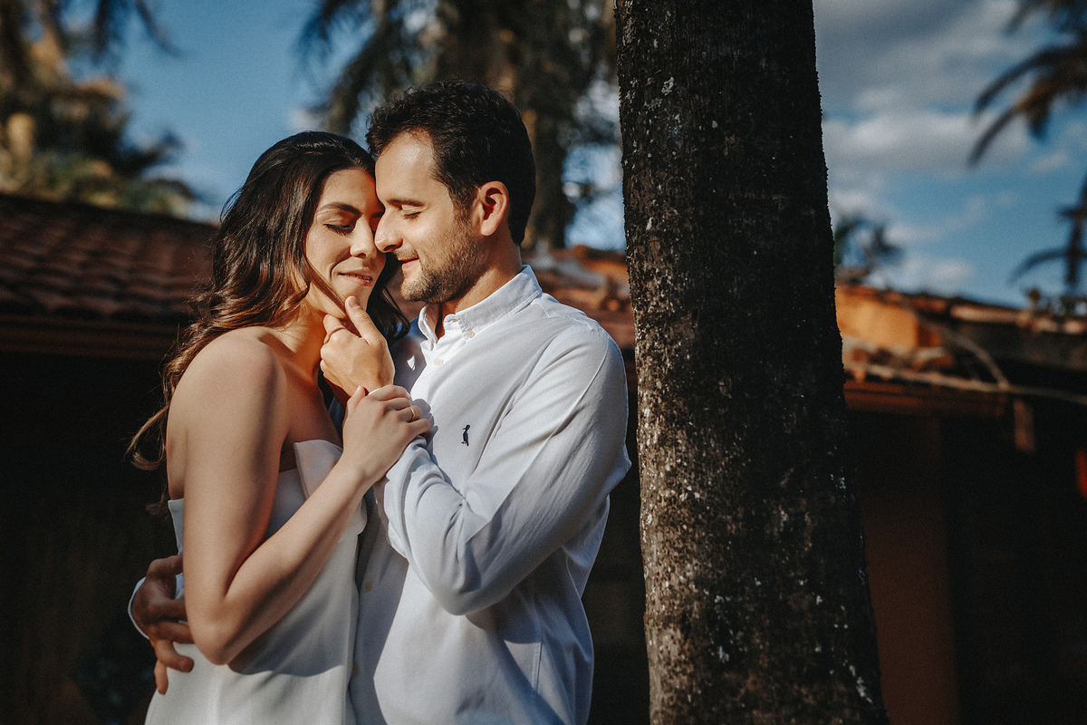 ENSAIO CASAL FOTOGRAFO ALEXANDRE CASTTRO PATSO DE MINAS BRASIL INSPIRACAO ESTUDIO FOTO