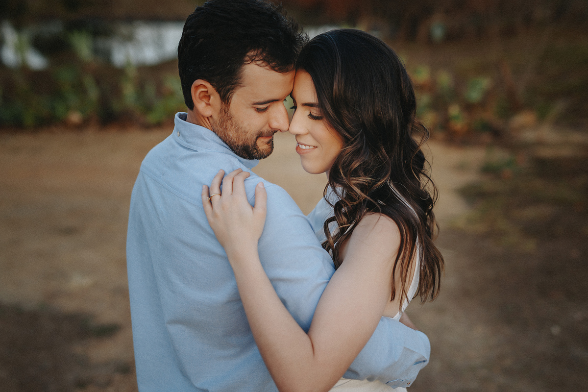 ENSAIO CASAL FOTOGRAFO ALEXANDRE CASTTRO PATSO DE MINAS BRASIL INSPIRACAO ESTUDIO FOTO