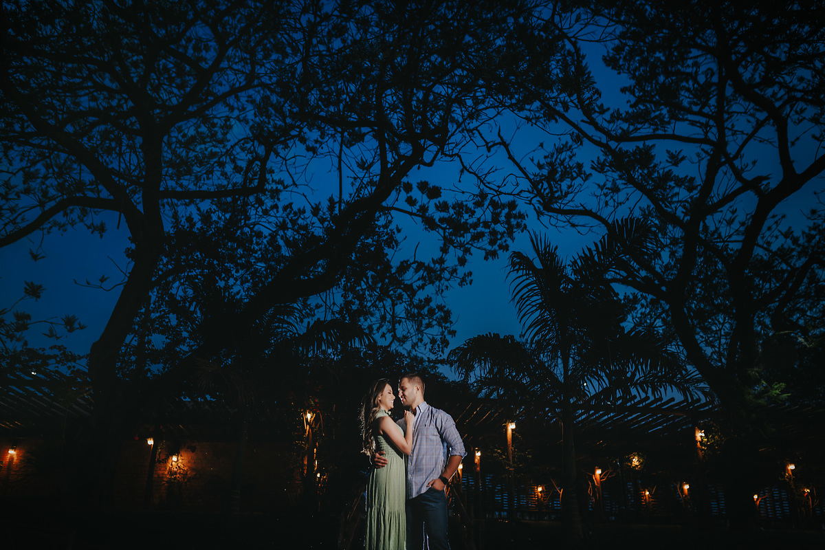 FOTOGRAFIA ALEXANDRE CASTTRO
POR DO SAOL SUNSET CAMPO LUZES CORES CASAL FOTO AMOR