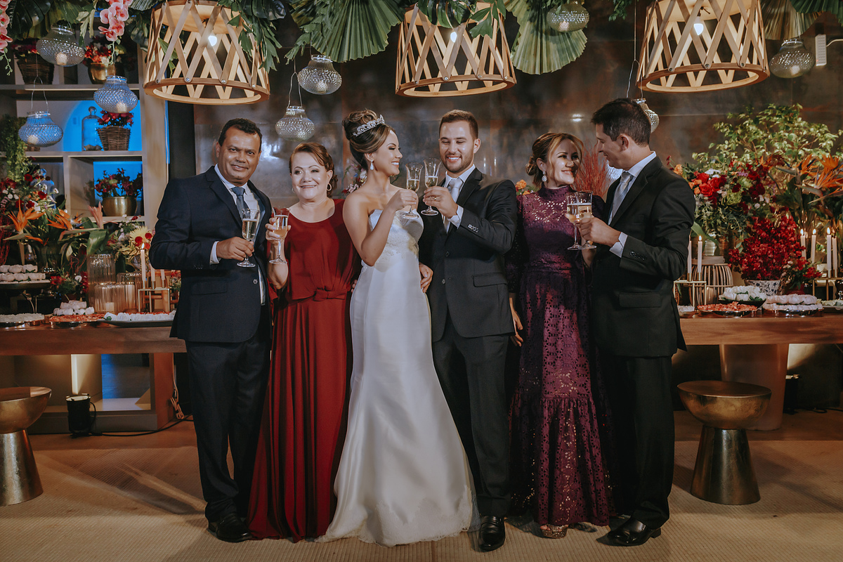 WEDDING PHOTOS
NOIVA
2023 CASAMENTOS
ALEXANDRE CASTTRO