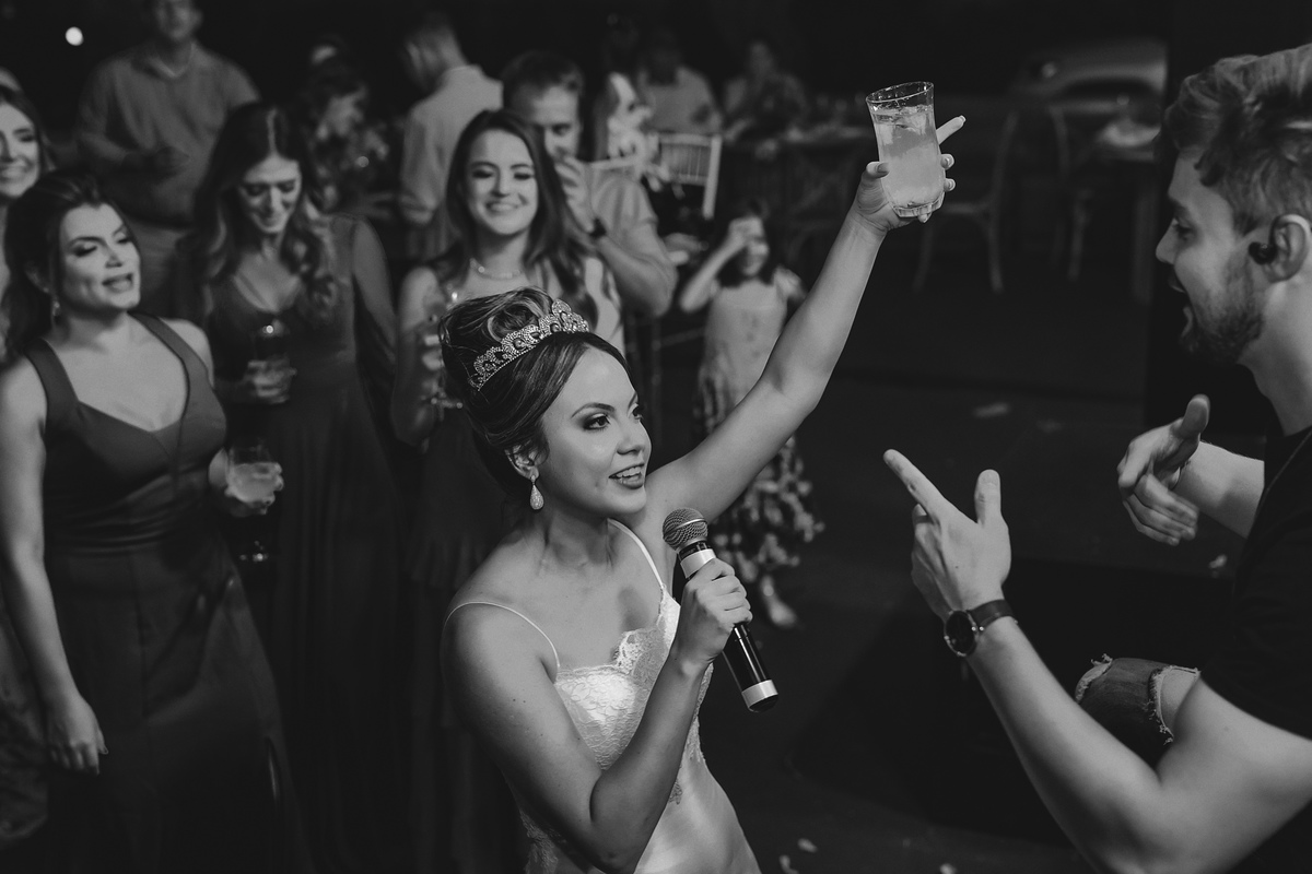 WEDDING PHOTOS
NOIVA
2023 CASAMENTOS
ALEXANDRE CASTTRO