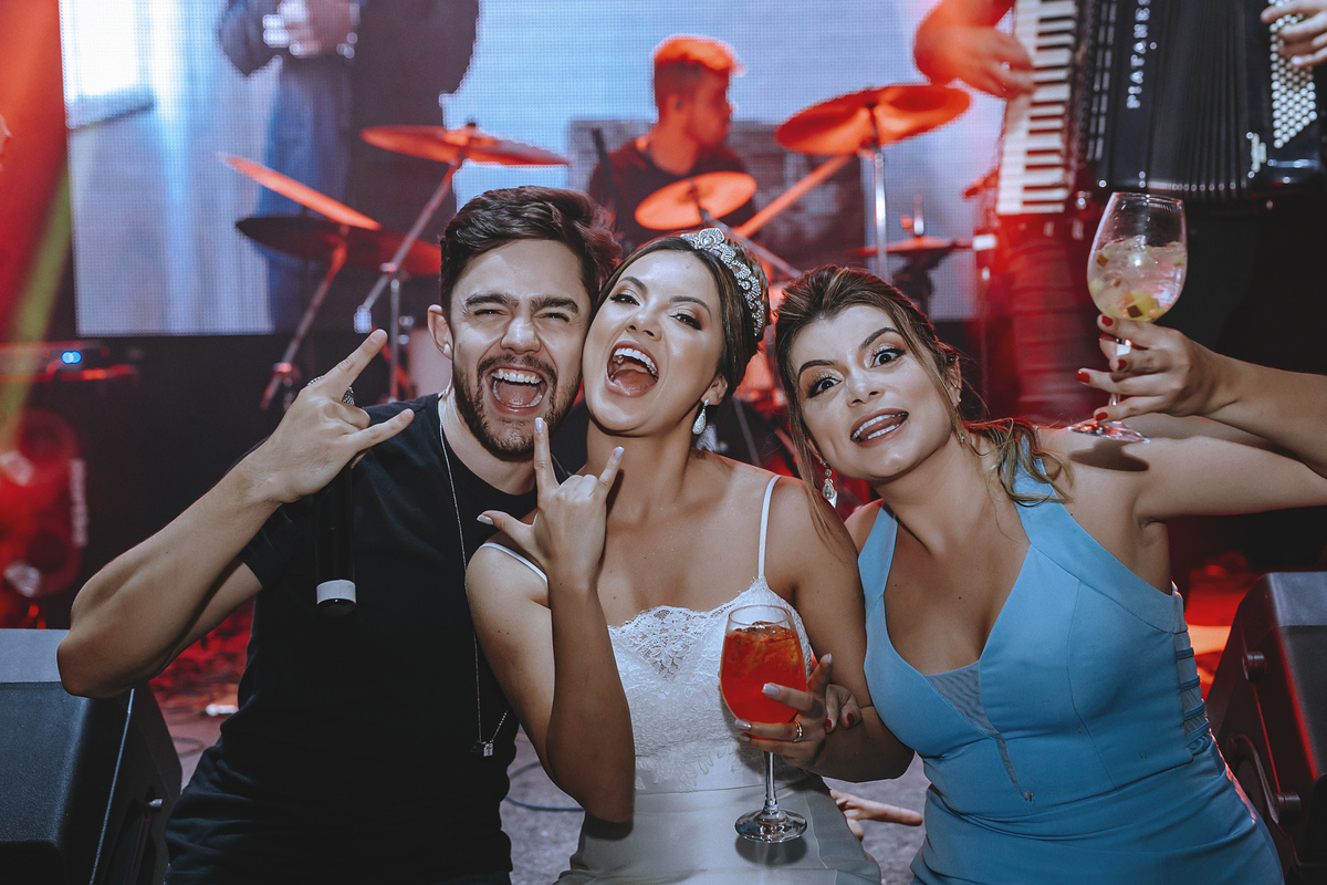 WEDDING PHOTOS
NOIVA
2023 CASAMENTOS
ALEXANDRE CASTTRO