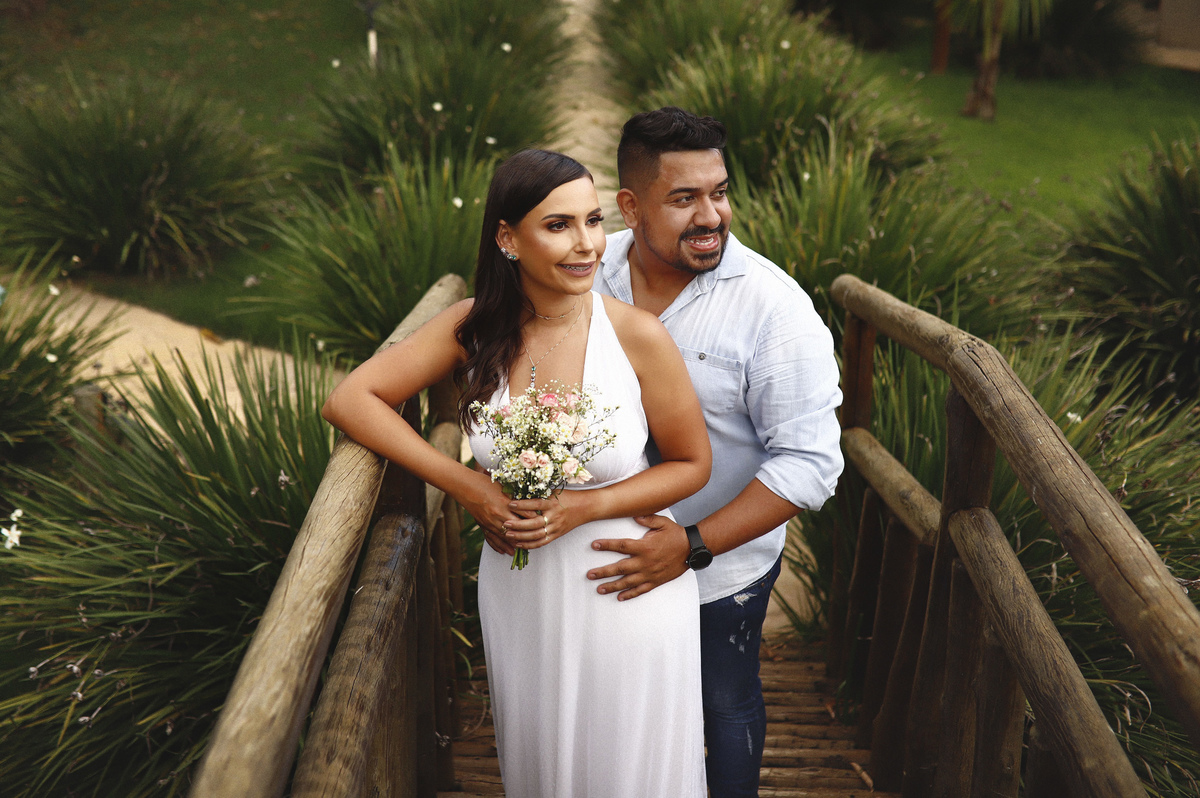 Ensaio Luana e Marcos, realizado na Pousada Avalon em Patos de Minas - MG.

Fotografado por Alexandre Casttro.