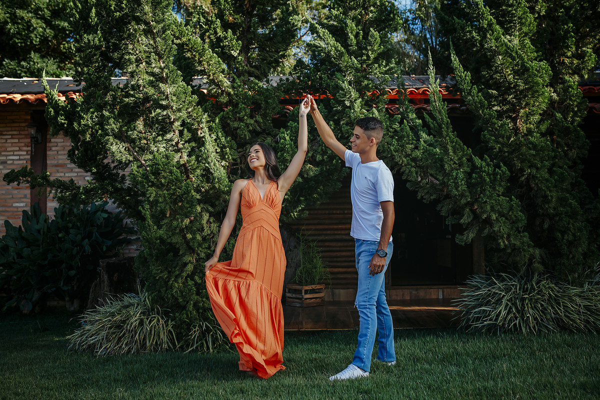 FOTOGRAFIA DE CASAMENTO
ALEXANDRE CASTTRO
PATOS DE MINAS 