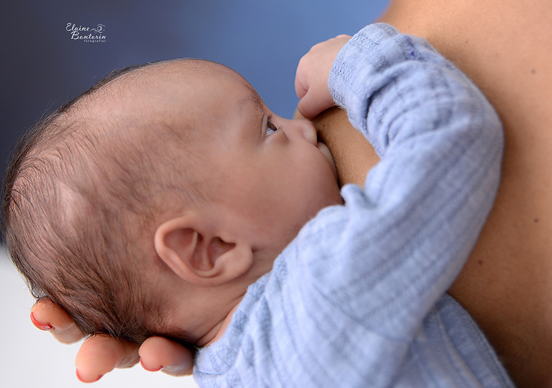 Heitor em seu ensaio Newborn