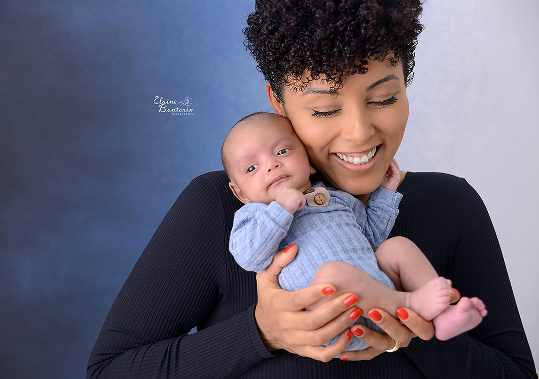 Heitor em seu ensaio Newborn