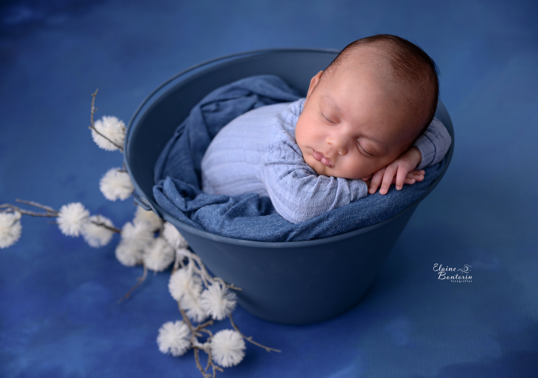 Heitor em seu ensaio Newborn