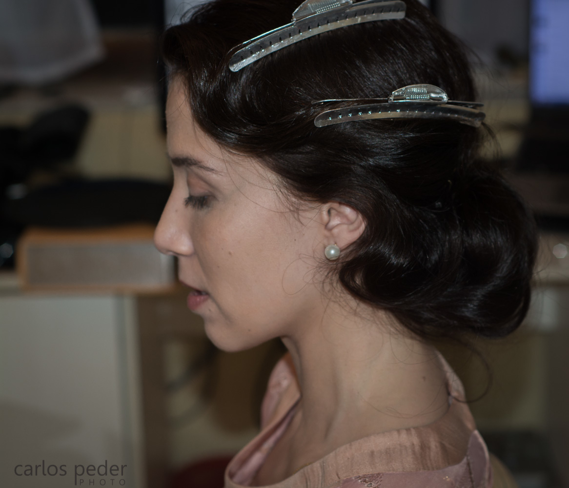 penteando a personagem