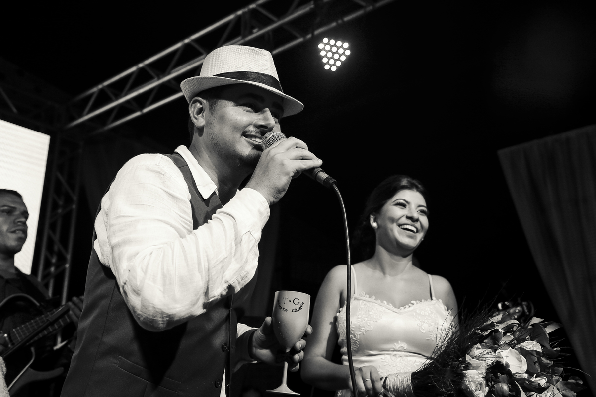 Casamento realizado na cidade de Carangola - MG espaço de festa Villa Pitanga