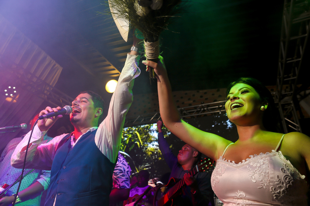 Casamento realizado na cidade de Carangola - MG espaço de festa Villa Pitanga
