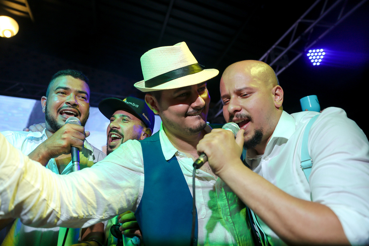 Casamento realizado na cidade de Carangola - MG espaço de festa Villa Pitanga