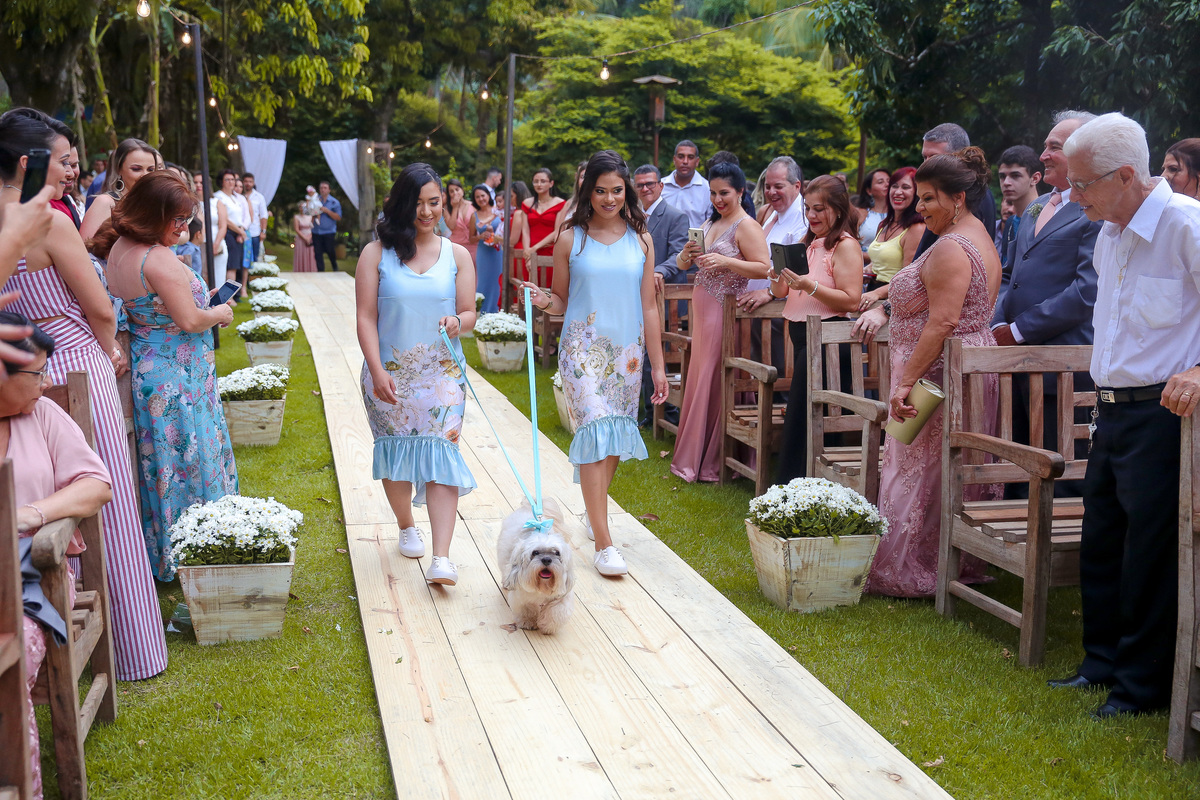 Casamento realizado na cidade de Carangola - MG espaço de festa Villa Pitanga