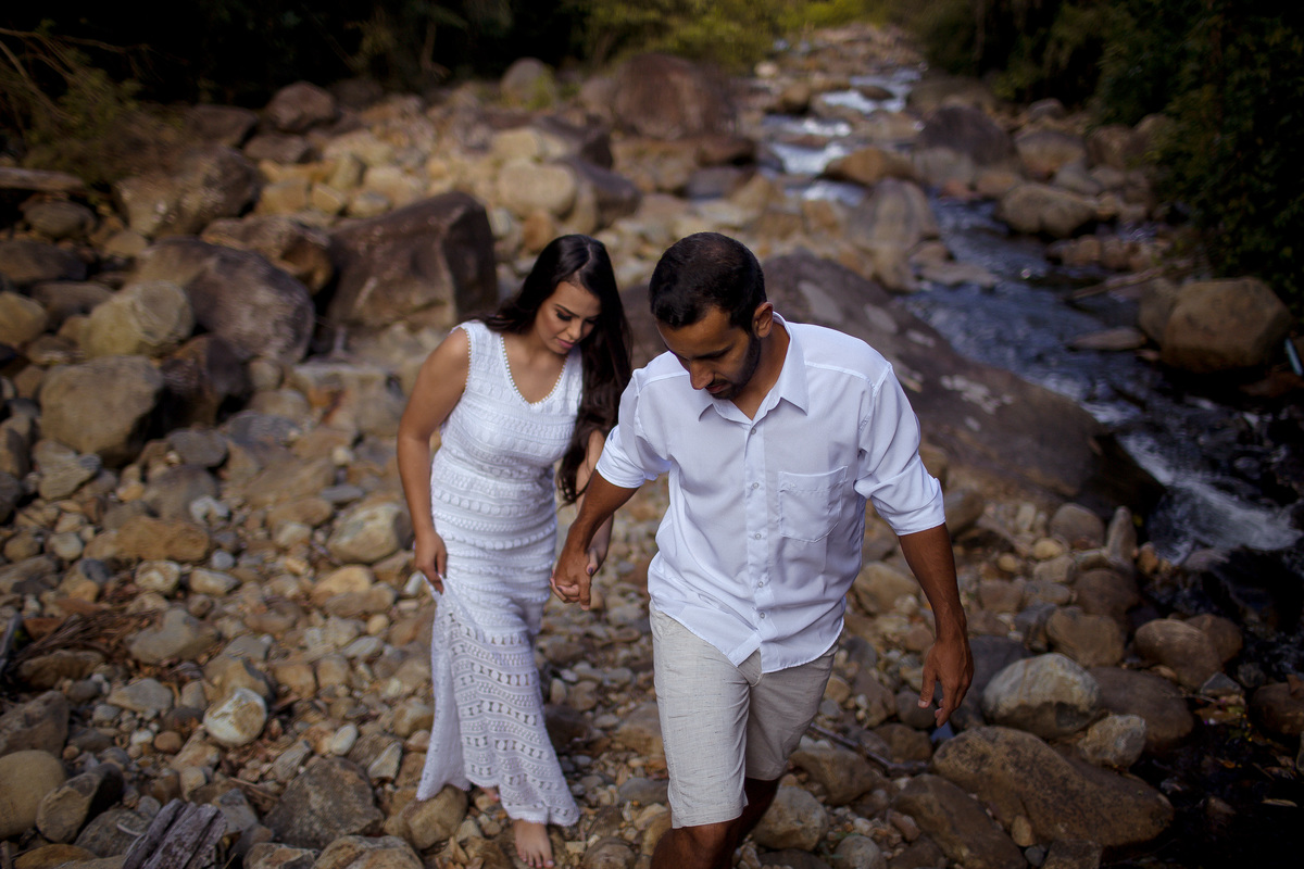 Ensaio fotográfico de pre casamento  realizado na cidade de Ibitirama - ES, Toca da truta, tecno truta , região do Caparaó, Circuito do café e das águas.