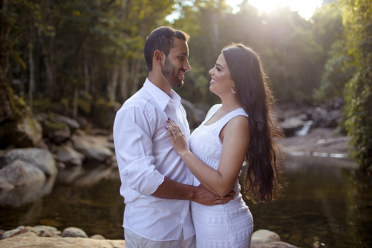 Ensaio fotográfico de pre casamento  realizado na cidade de Ibitirama - ES, Toca da truta, tecno truta , região do Caparaó, Circuito do café e das águas.
