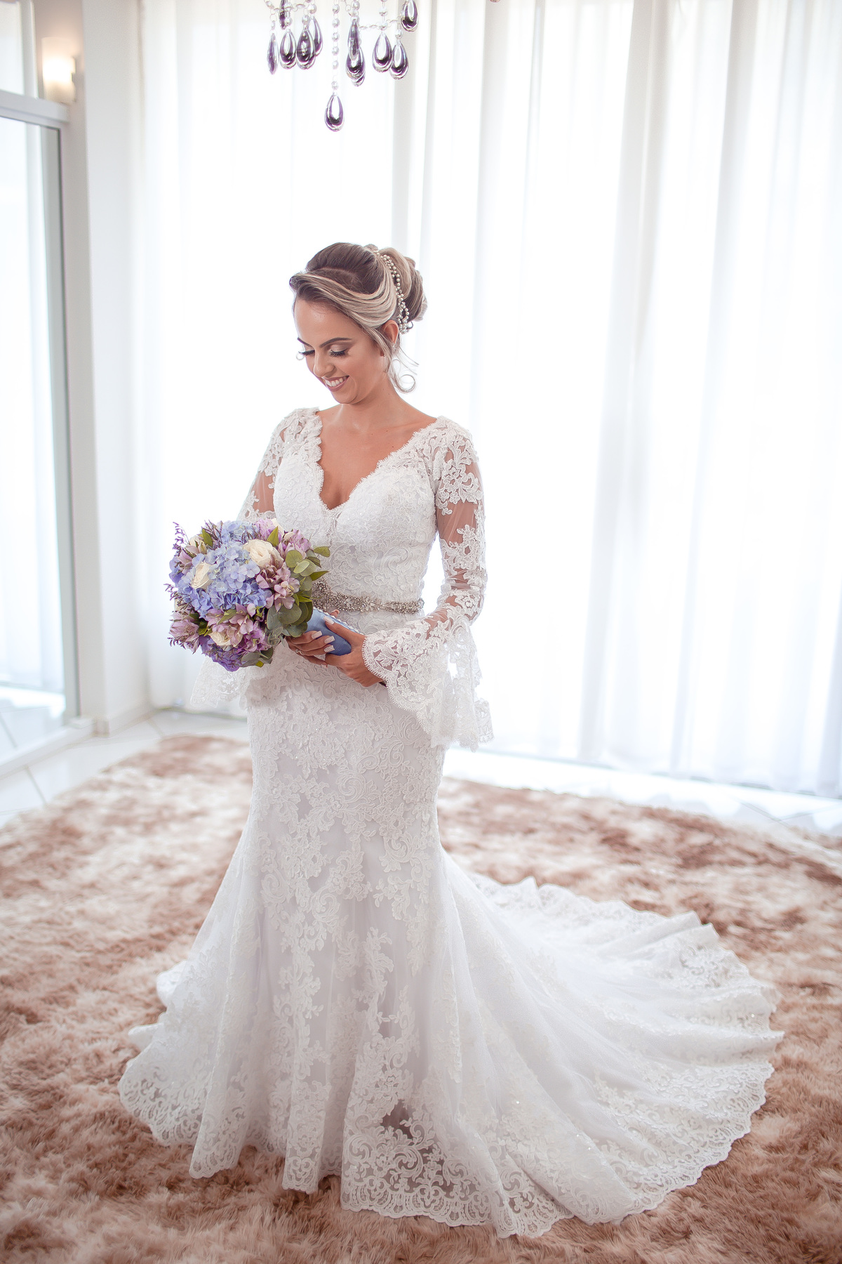 Salão LS Hair Design
Serviços de Cabeleireiro | Maquiagem
Produção de Noiva | Debutante | Divino - MG