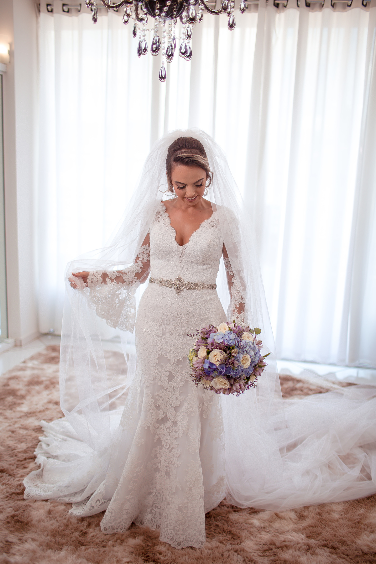 Salão LS Hair Design
Serviços de Cabeleireiro | Maquiagem
Produção de Noiva | Debutante | Divino - MG