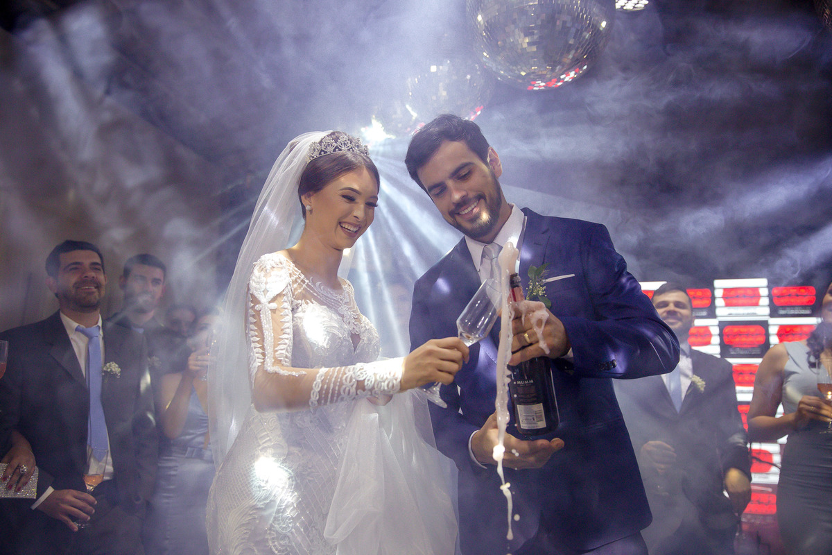 Casamento realizado na cidade de Espera Feliz- MG, Rancho Pico da Bandeira .