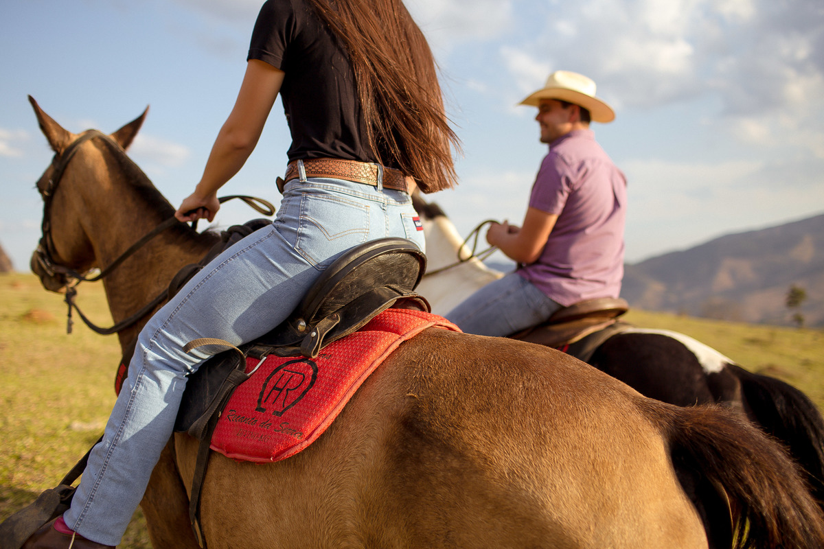 Ensaio  de Casamento com cavalos e vida no campo