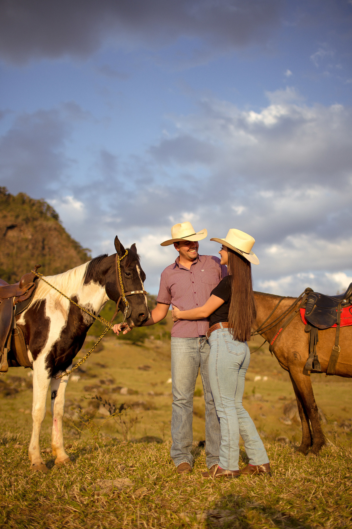 Ensaio  de Casamento com cavalos e vida no campo