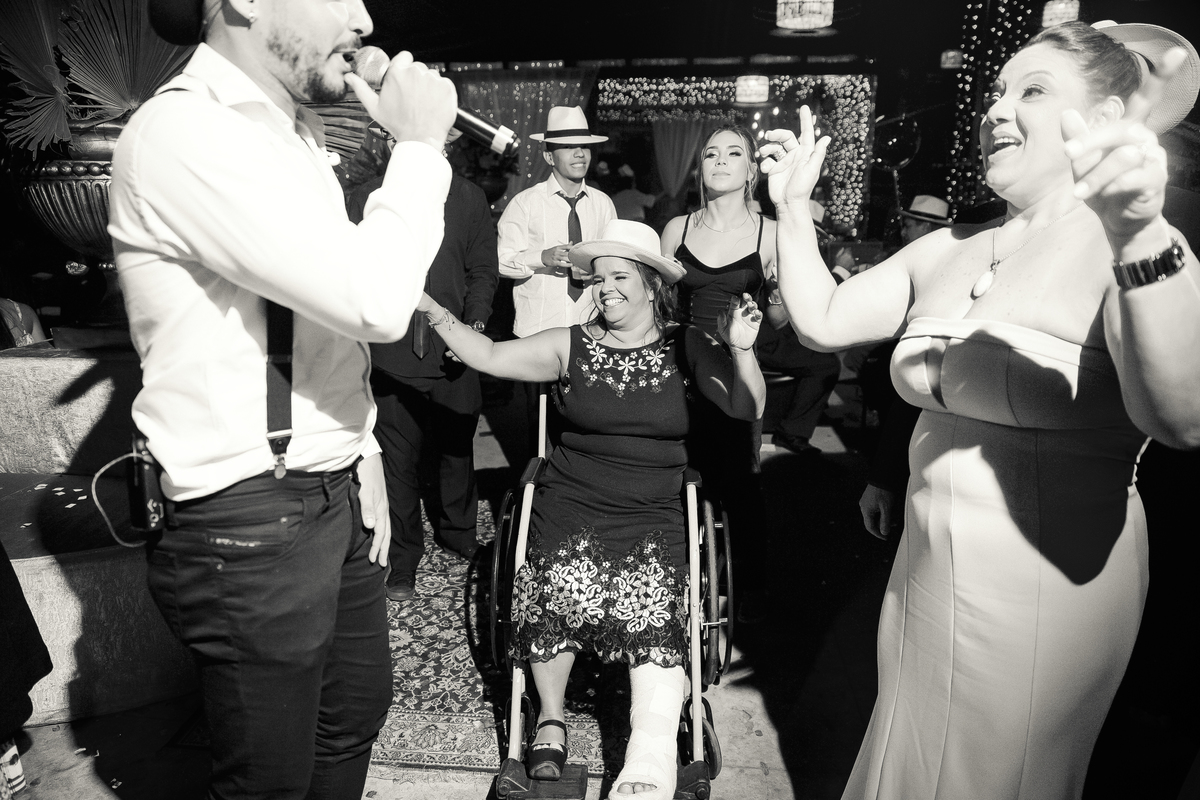 Casamento realizado na cidade de Carangola - MG espaço de festa Villa Pitanga