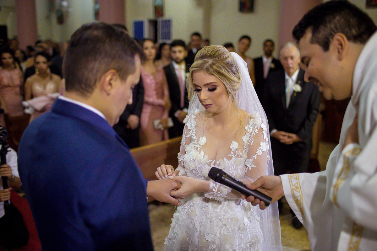Casamento realizado na cidade de Espera Feliz- MG, recepção feita no  Espaço Cristal em Caiana - MG