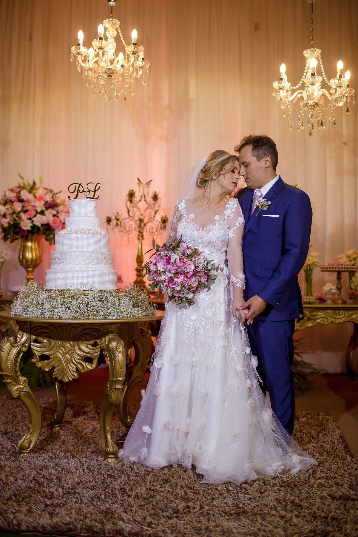 Casamento realizado na cidade de Espera Feliz- MG, recepção feita no  Espaço Cristal em Caiana - MG
