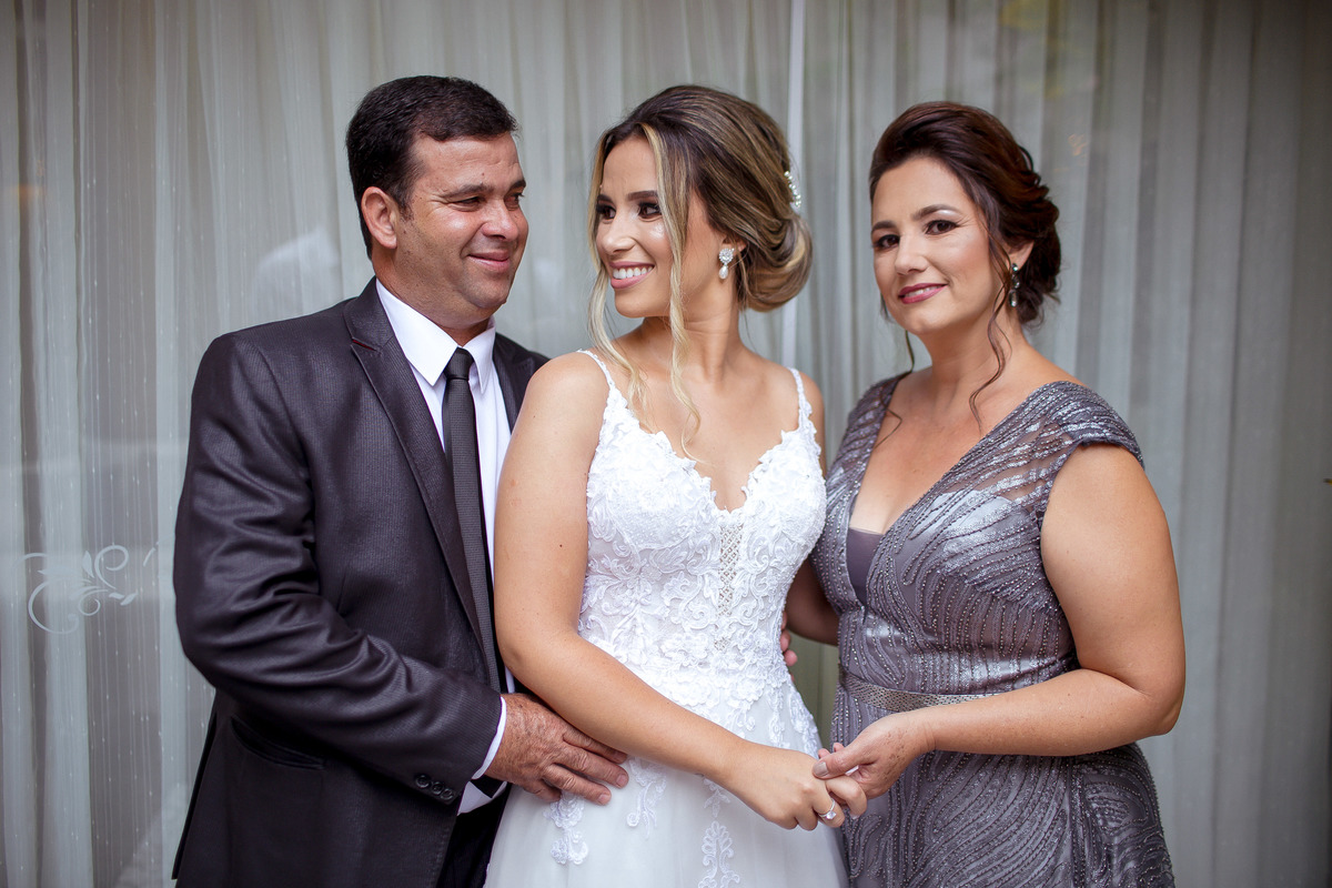 CASAMENTO RAFAELA E PAULO REALIZADO NA CIDADE DE DIVINO - MG