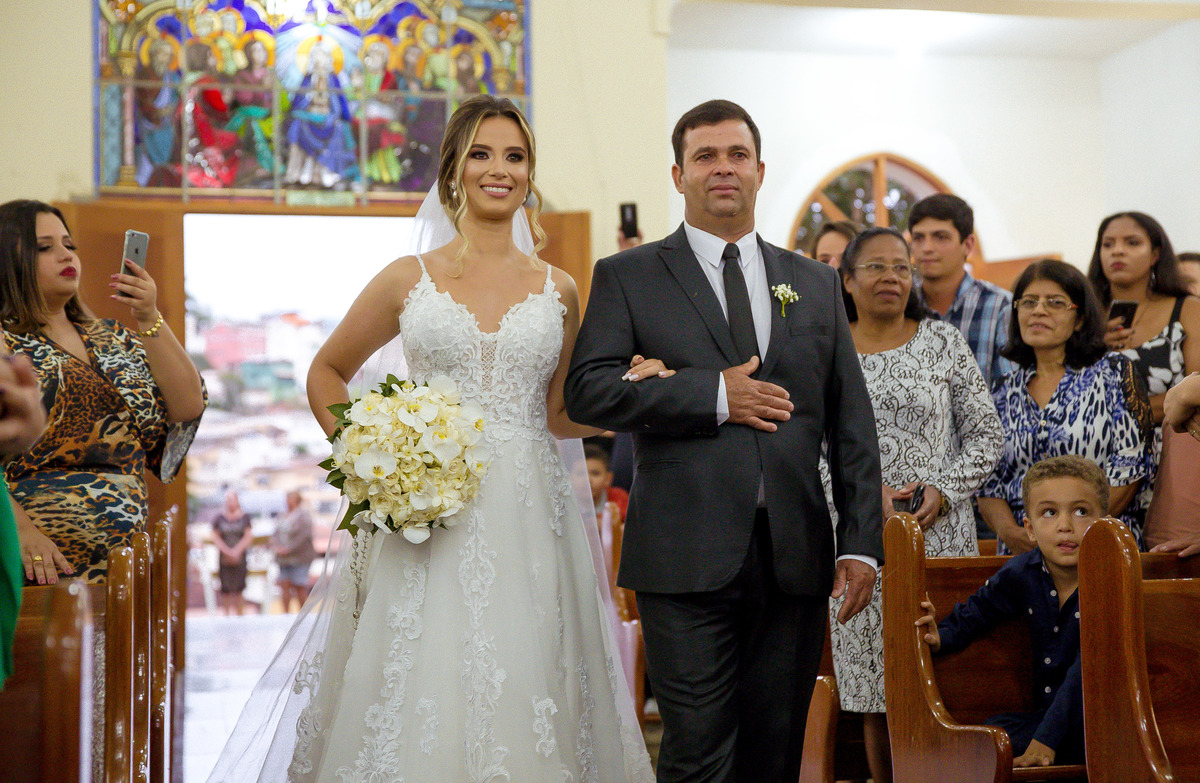 CASAMENTO RAFAELA E PAULO REALIZADO NA CIDADE DE DIVINO - MG