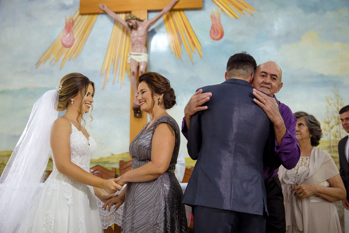 CASAMENTO RAFAELA E PAULO REALIZADO NA CIDADE DE DIVINO - MG