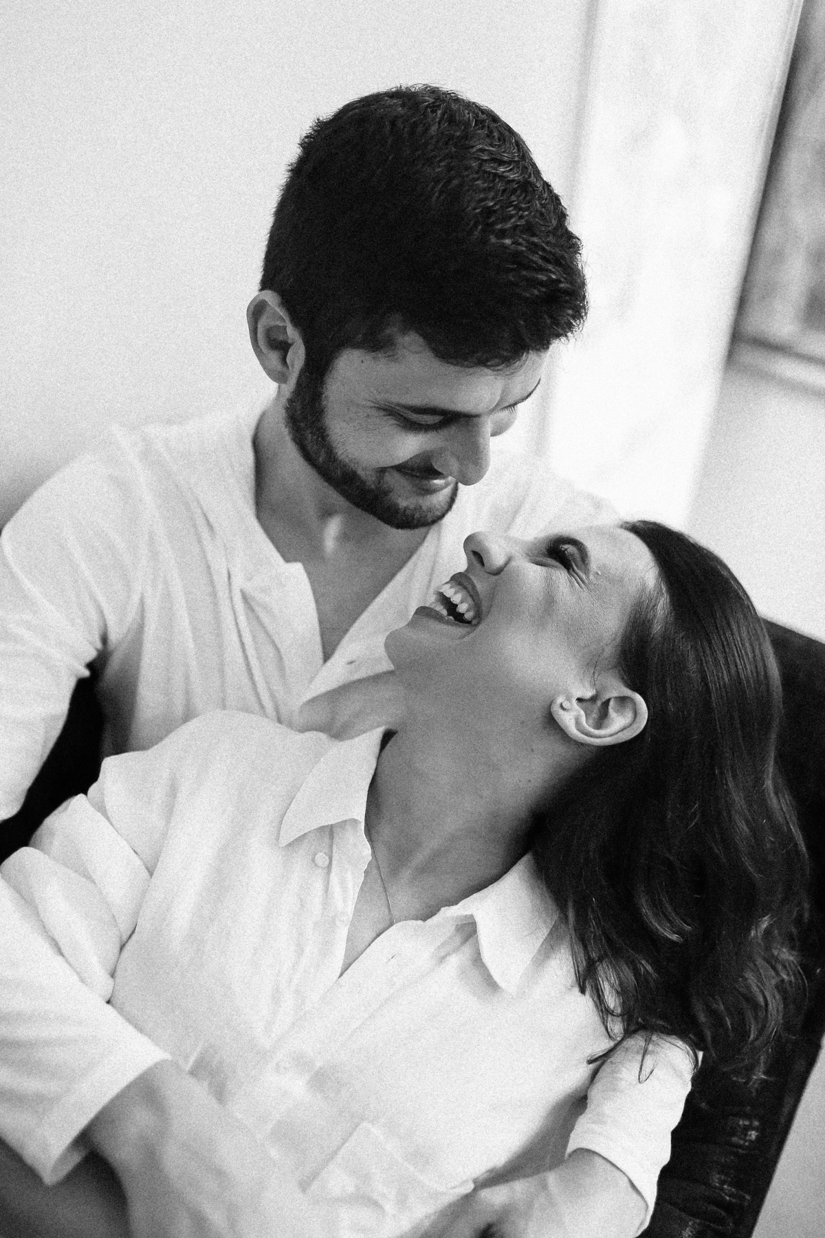 Ensaio de pré casamento em casa na cidade de CARANGOLA - MG Mariana e Weslei