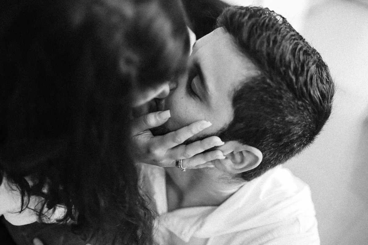 Ensaio de pré casamento em casa na cidade de CARANGOLA - MG Mariana e Weslei