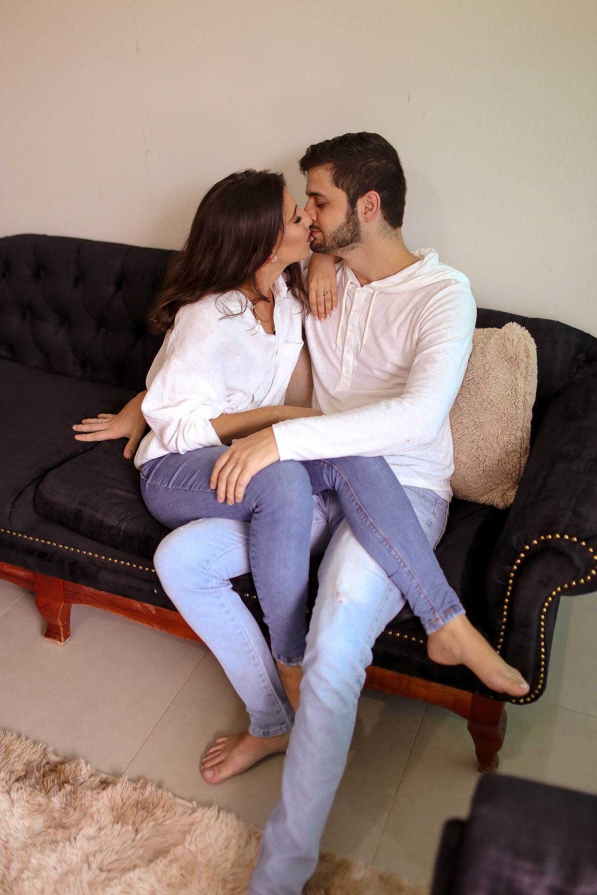 Ensaio de pré casamento em casa na cidade de CARANGOLA - MG Mariana e Weslei