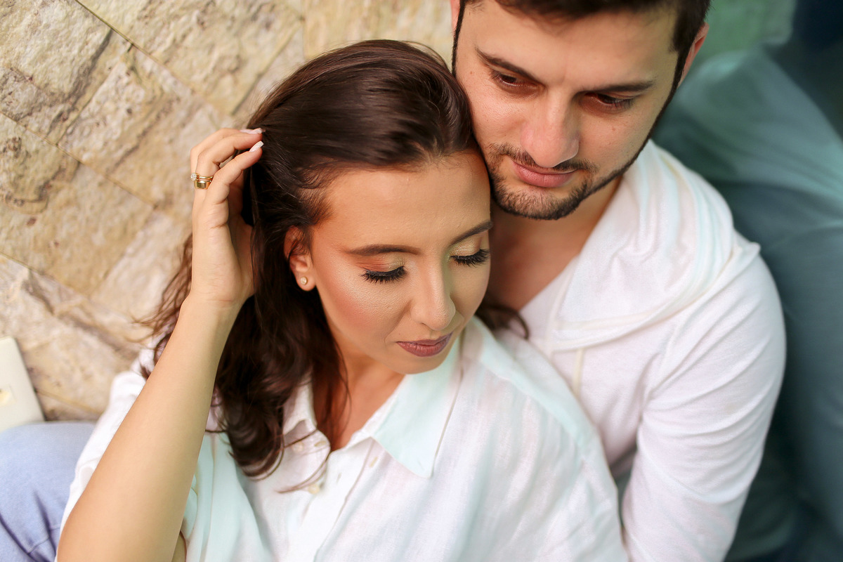 Ensaio de pré casamento em casa na cidade de CARANGOLA - MG Mariana e Weslei