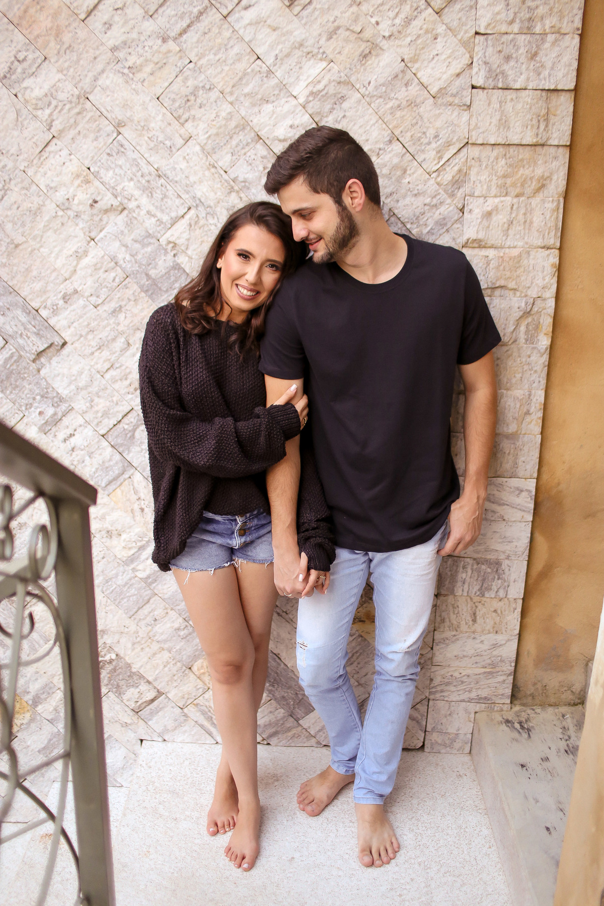 Ensaio de pré casamento em casa na cidade de CARANGOLA - MG Mariana e Weslei