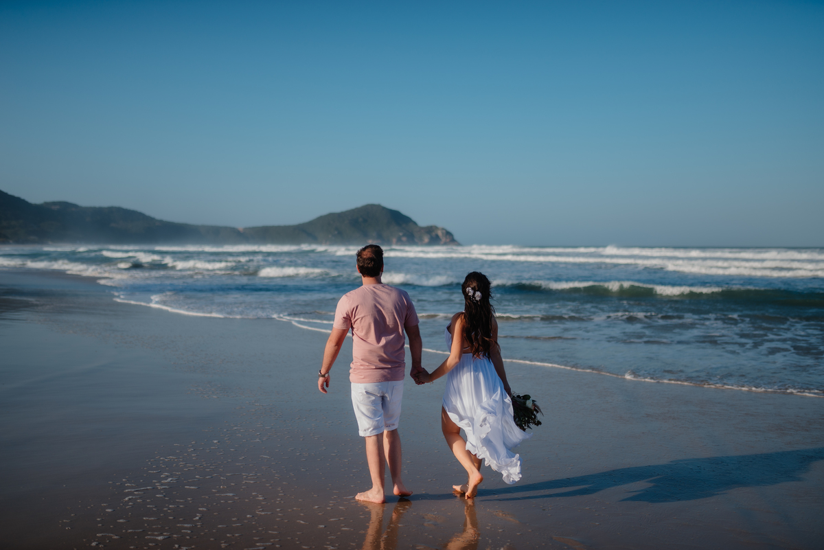 pré wedding na praia do rosa