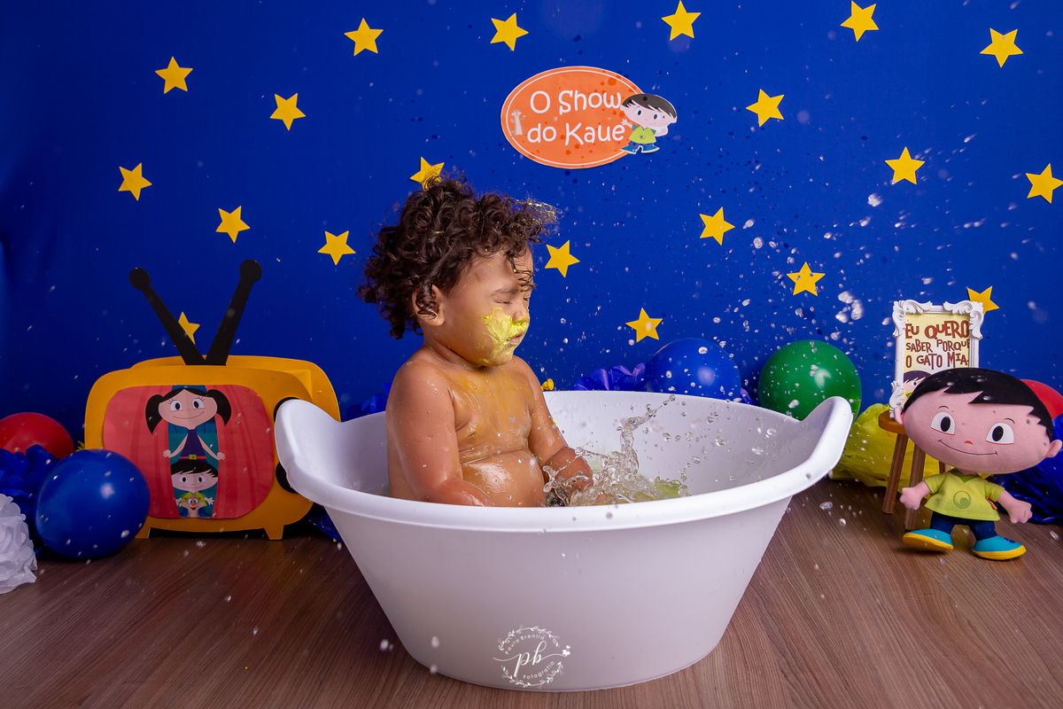 ensaio infantil smash the cake O Show da Luna 
Jupiter de O Show da Luna para menino 
banho splash 