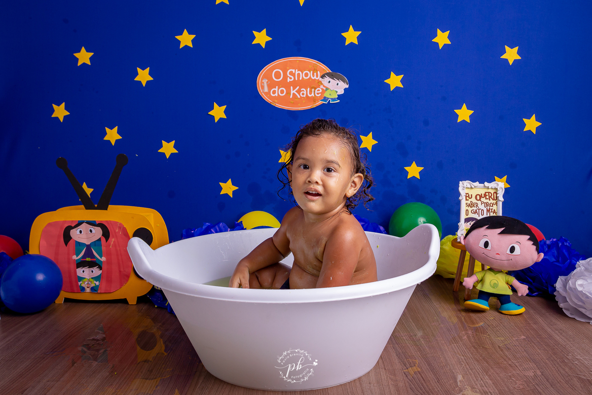 ensaio infantil smash the cake O Show da Luna 
Jupiter de O Show da Luna para menino 
banho splash 