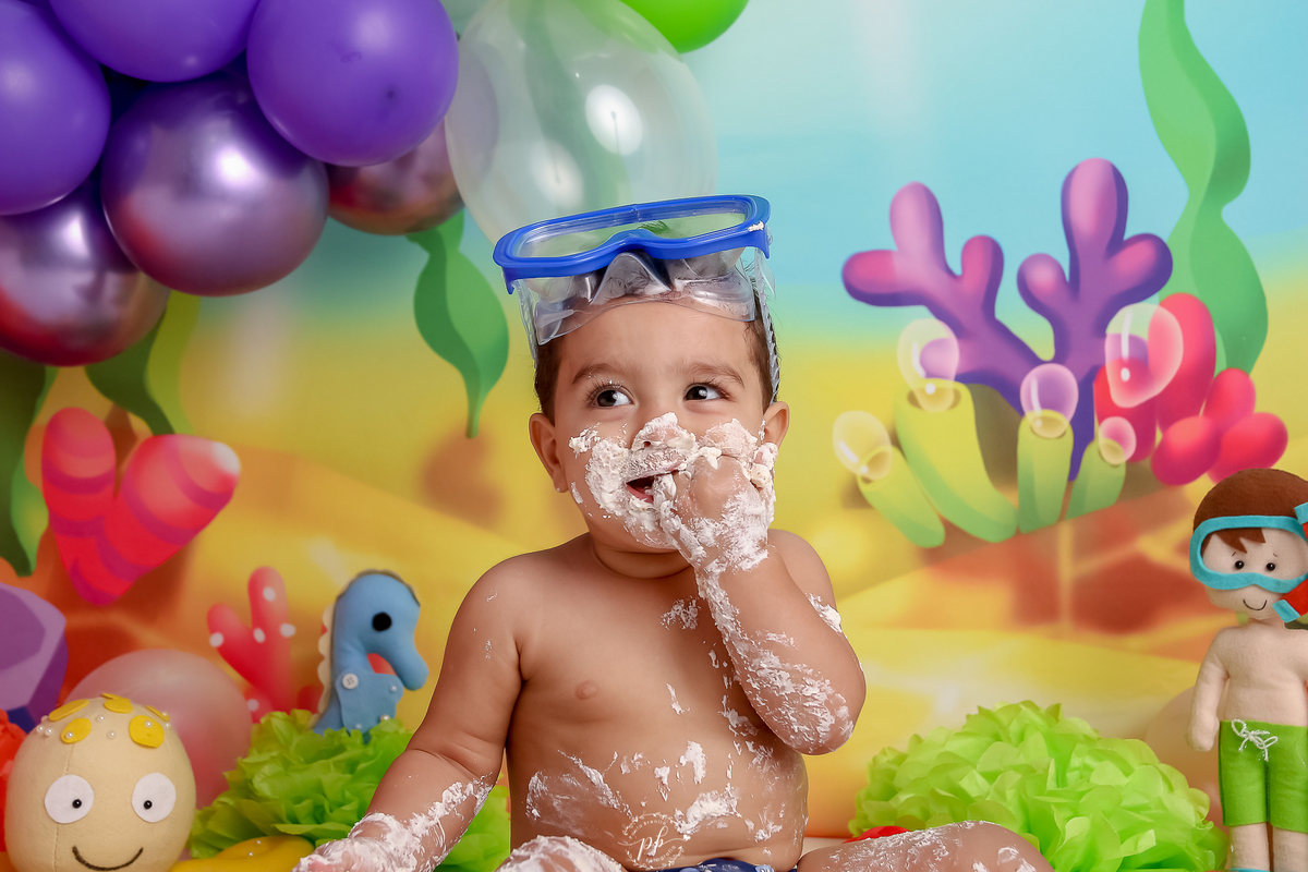 Smash the cake - menino mergulhador - fundo do mar - mar - foto de criança - ensaio 1 ano - cenário fundo do mar