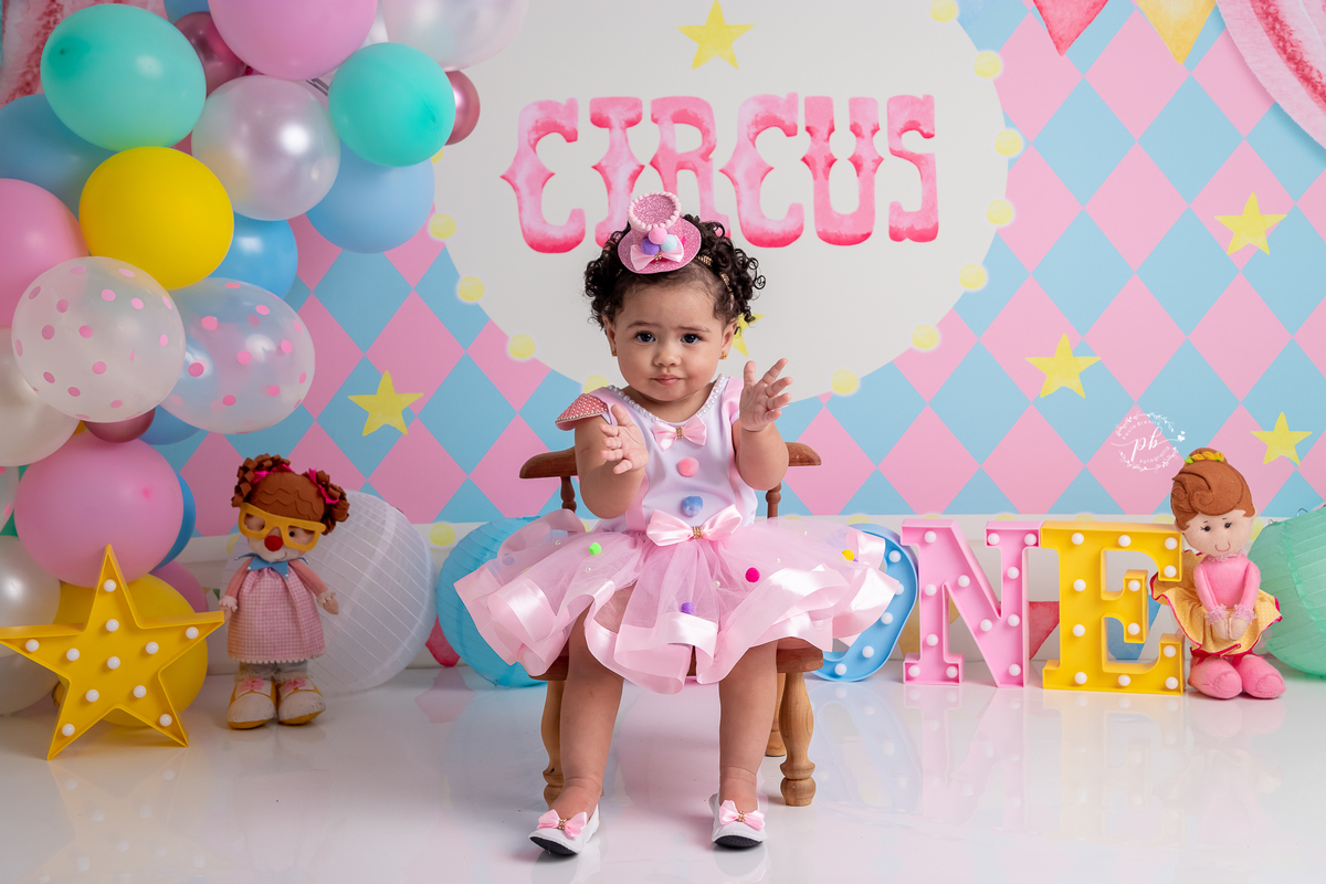 Smash The Cake Circo Rosa - circo rosa - circo - ensaio infantil - foto de criança - pré festa circo - Rio de Janeiro - RJ