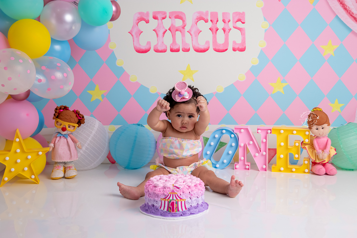 Smash The Cake Circo Rosa - circo rosa - circo - ensaio infantil - foto de criança - pré festa circo - Rio de Janeiro - RJ
