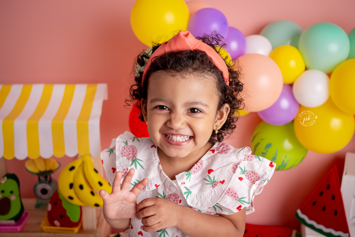 ensaio quitandinha - quitandinha infantil - pré festa três aninhos - ensaio infantil - ensaio feira -frutinhas -melancia -quitanda da Maitê - frutas - Rio de Janeiro - RJ