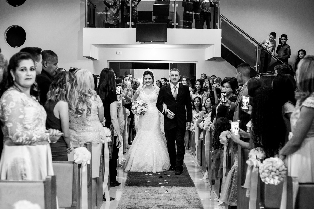  #noiva #weddings #wedding #weddingday #universodasnoivas #weddingdress #casamento #casamentos #vestidodenoiva #madrinha #cerimonia #assessoria  #dresses #instadress #bride #bridal #wedding #weddinginspiration #lapisdenoiva #casamento #fotografodecasament