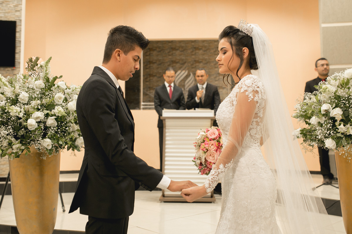  #noiva #weddings #wedding #weddingday #universodasnoivas #weddingdress #casamento #casamentos #vestidodenoiva #madrinha #cerimonia #assessoria  #dresses #instadress #bride #bridal #wedding #weddinginspiration #lapisdenoiva #casamento #fotografodecasament