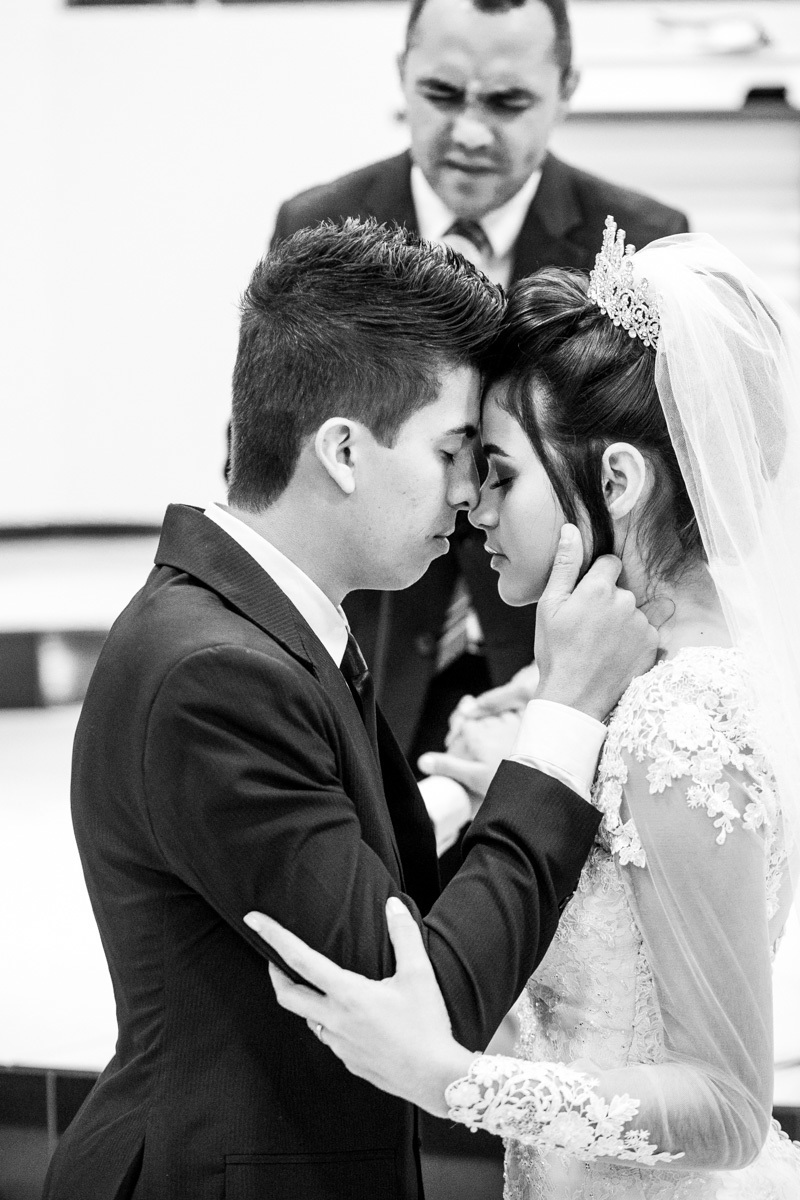  #noiva #weddings #wedding #weddingday #universodasnoivas #weddingdress #casamento #casamentos #vestidodenoiva #madrinha #cerimonia #assessoria  #dresses #instadress #bride #bridal #wedding #weddinginspiration #lapisdenoiva #casamento #fotografodecasament