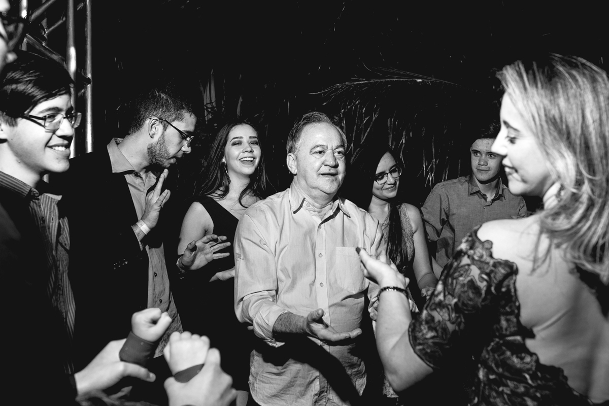 
#15 #vestidode15anos #festade15anos #15anos #meus15anos #debutantes #feminino #fifteen #fifteenyears #fotografiademenina #fotografiadequinzeanos #girls #photography#retratofeminino #bomjesusdalpa #riachodesantana #santamariadavitoria