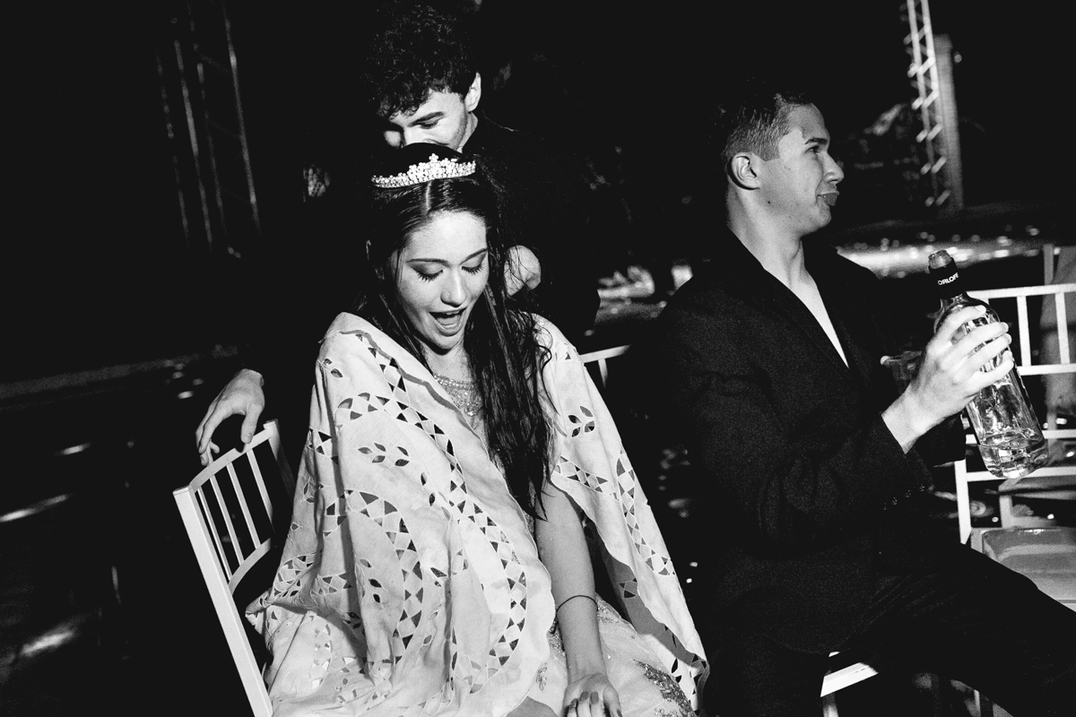 
#15 #vestidode15anos #festade15anos #15anos #meus15anos #debutantes #feminino #fifteen #fifteenyears #fotografiademenina #fotografiadequinzeanos #girls #photography#retratofeminino #bomjesusdalpa #riachodesantana #santamariadavitoria