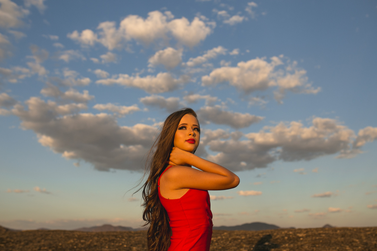 
#15 #vestidode15anos #festade15anos #15anos #meus15anos #debutantes #feminino #fifteen #fifteenyears #fotografiademenina #fotografiadequinzeanos #girls #photography#retratofeminino #bomjesusdalpa #riachodesantana #santamariadavitoria