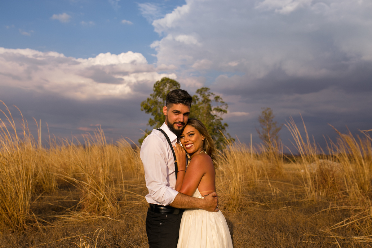  #noiva #weddings #wedding #weddingday #universodasnoivas #weddingdress #casamento #casamentos #vestidodenoiva #madrinha #cerimonia #assessoria  #dresses #instadress #bride #bridal #wedding #weddinginspiration #lapisdenoiva #casamento #fotografodecasament