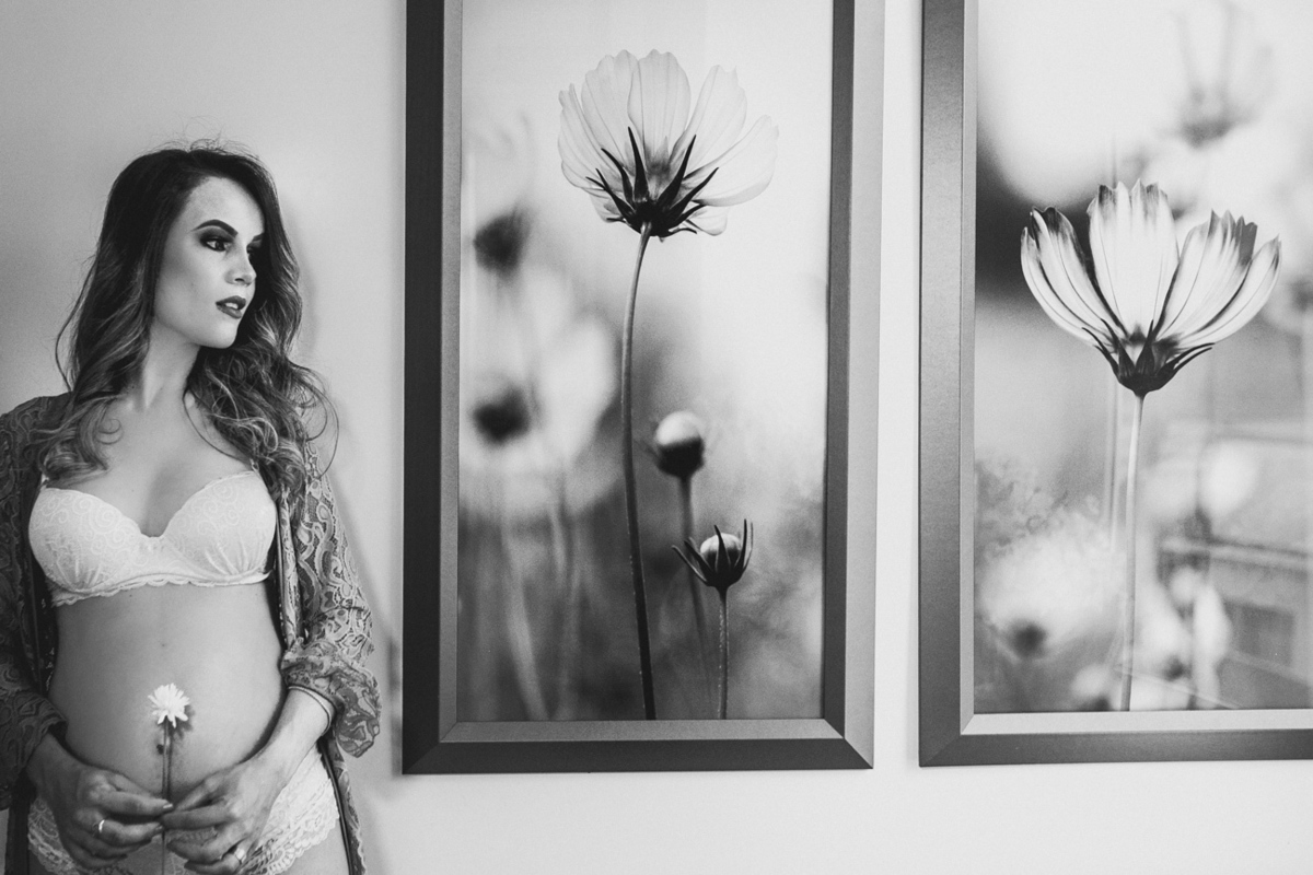 ensaiogestante ensaio de casal, foto de casal, foto de gravida , ensaio de gravida, foto externa de gravida, foto de gestante, foto de casal, ensaio de mãe e filho, riacho de santana, bom jesus da lapa, thaty  alves fotografia, bahia, foto sorrindo , feli